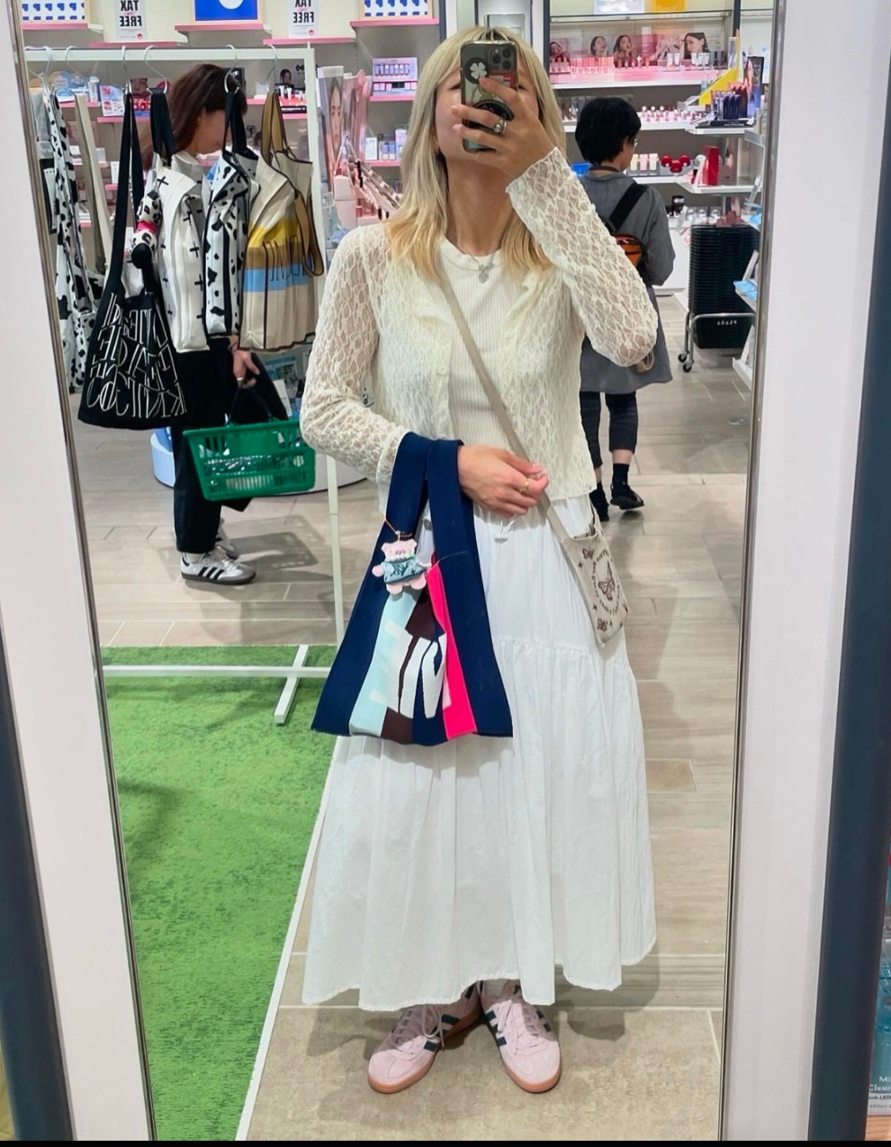Bunny / We / Navy