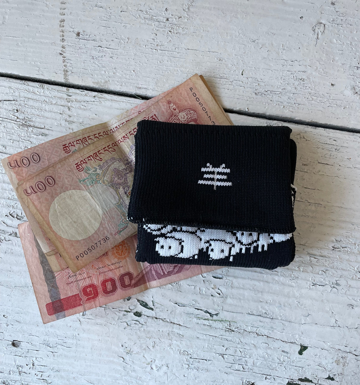 Lletty / Sheep / Black