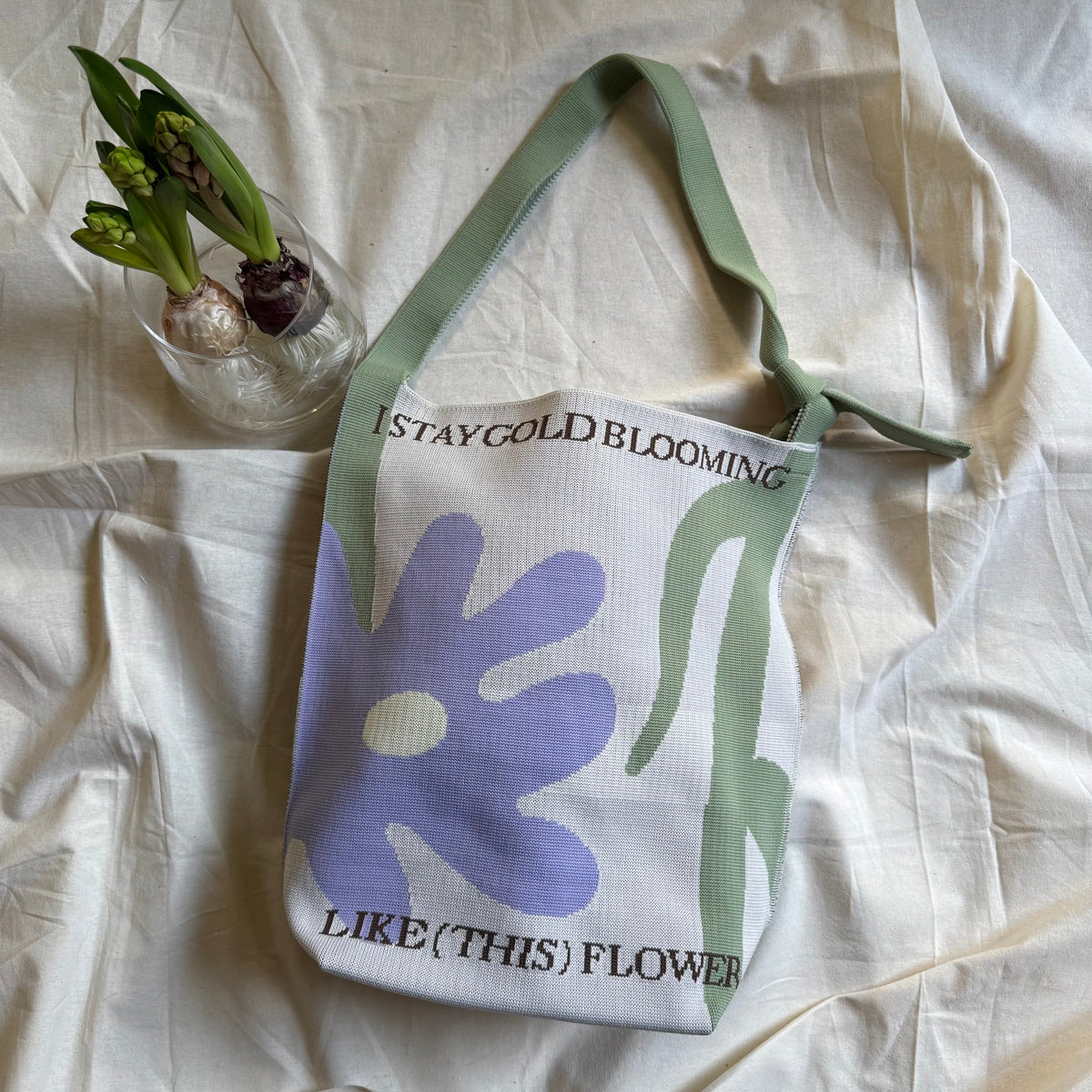 Fourty Flower Beige