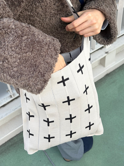 Knitty / Cross