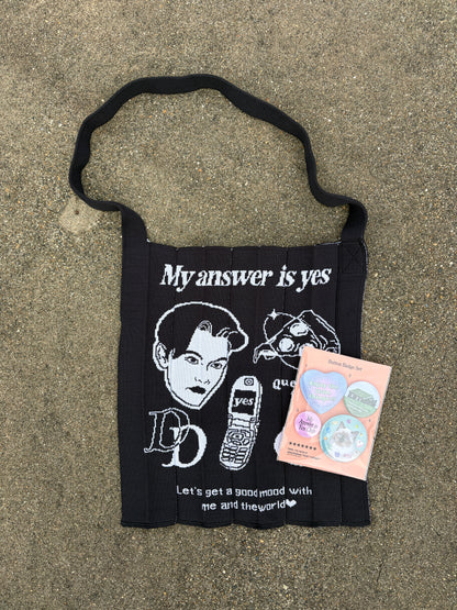 【dalazdaakaa Button Badge Set】  Knitty / Yes / Black