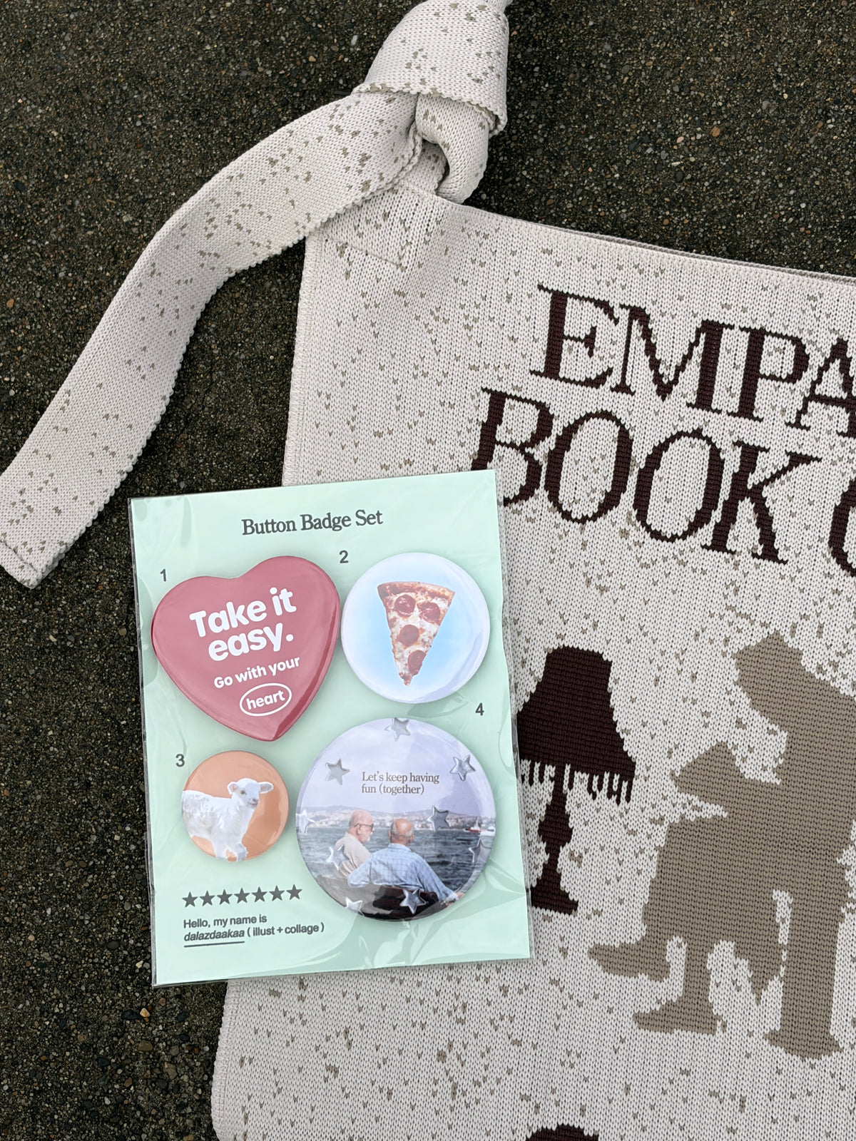 【dalazdaakaa Button Badge Set】 Fourty / Empathy / Beige