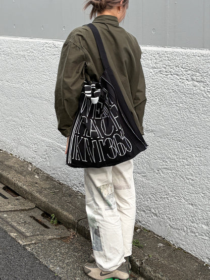 Mam / LOVE and PEACE / black×white