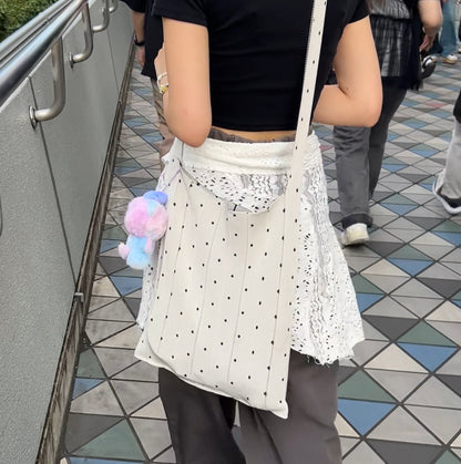 Knitty / Dot / White